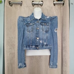 ⭐️Zara Trafaulic Denim Jacket⭐️